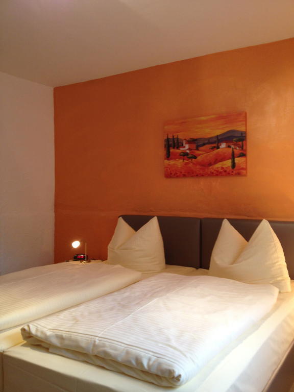 Hotel-Restaurant Walkmühle Usingen Zimmer foto